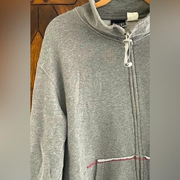 Vintage Gray and Red Y2K Distressed Volcom 1991 Sweatshirt Hoodie Size M - Picture 7 of 9